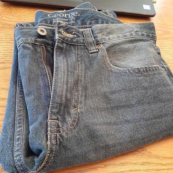 Man's jeans - Picture 8 of 9